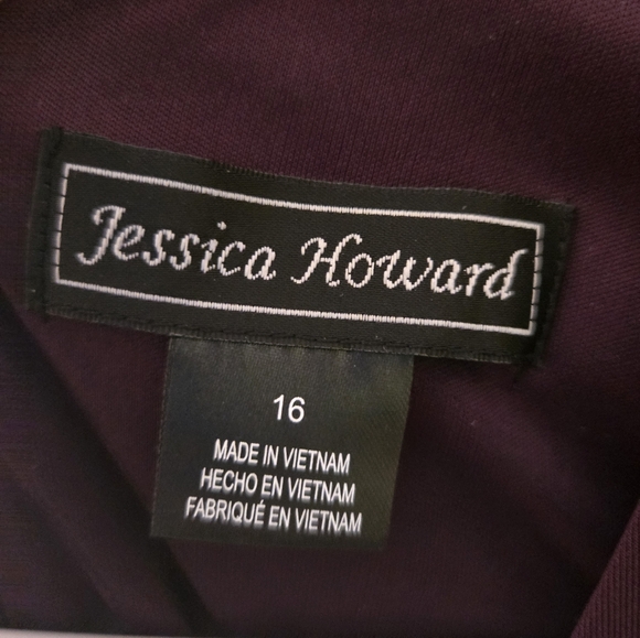 Formal, plum, NWT, Jessica Howard gown - Picture 5 of 6